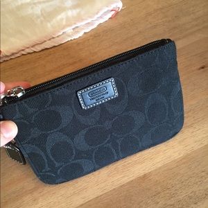Coach wristlet - Black